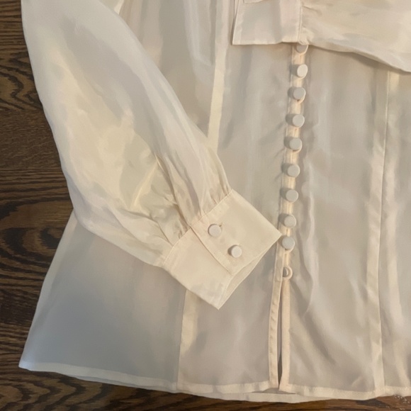 Covered Button Top - Picture 4 of 4